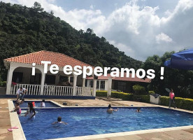 Kfc Kanyamazane outside