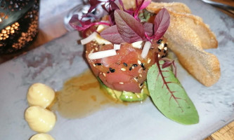 101 Meade Street food