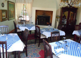 Stef's Table inside