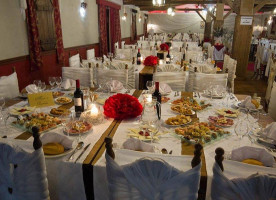 Safari Frankfort inside