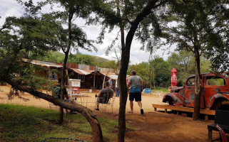 Kalahari Oasis Bush Pub outside