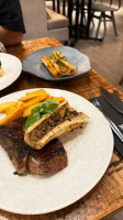 101 Meade Street food