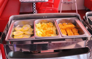 Roxys Diner Ice Cream Parlour food