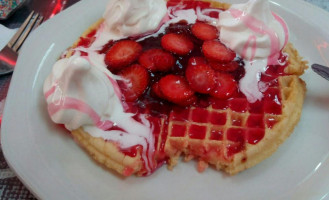 Roxys Diner Ice Cream Parlour food