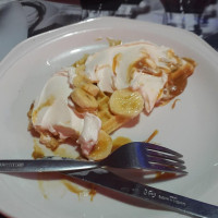 Roxys Diner Ice Cream Parlour food