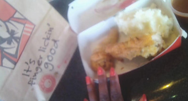 Kfc Palm Springs (orange Farm) food