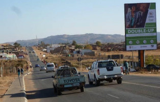 Kota Kabzn outside