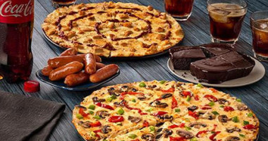 Debonairs Pizza food