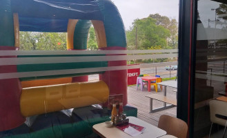 Wimpy outside