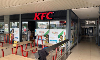 Kfc Jozini Mall outside