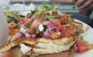 Aroma Coffee Silverlakes food