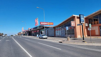 Hungry Lion Vredenburg outside