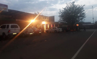 Meli Lounge Pimville Zone 3