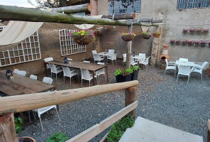 The Grindstone Rosetta outside