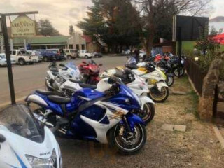 Clarens Taphouse And Pub