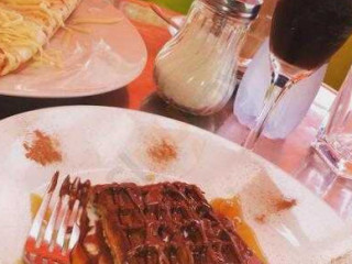 Giramondo Ice Cream Cafe